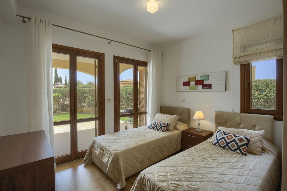 Aphrodite Hills Holiday Residences Bagian luar foto