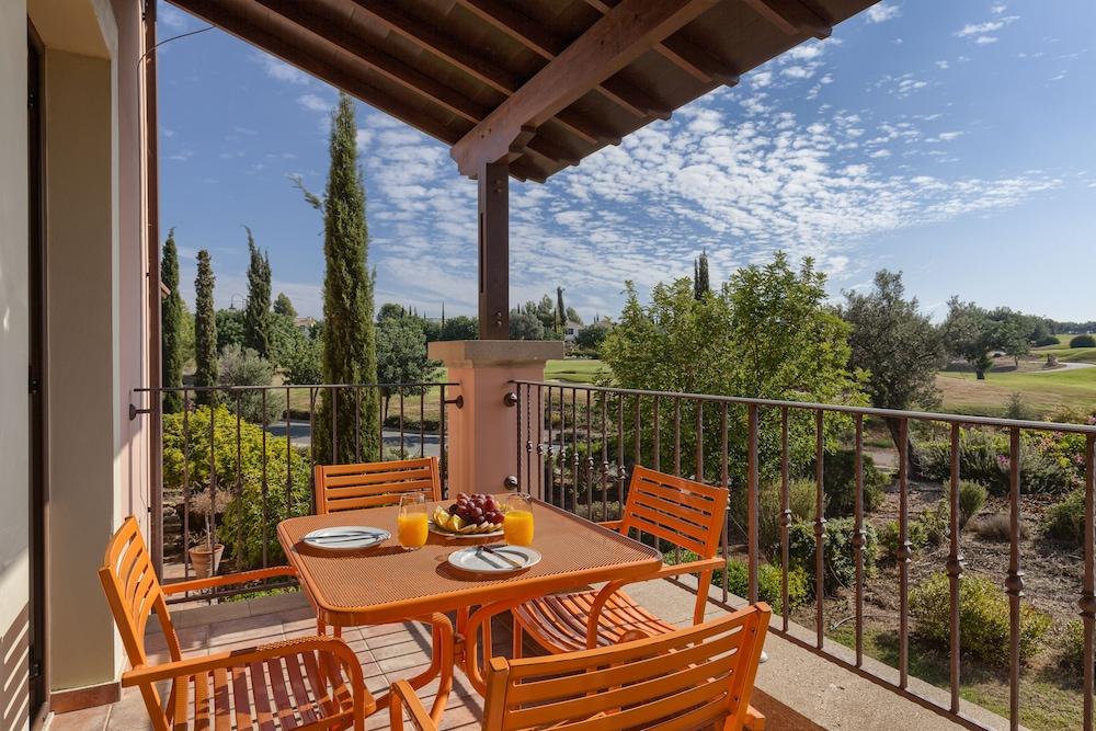 Aphrodite Hills Holiday Residences Bagian luar foto